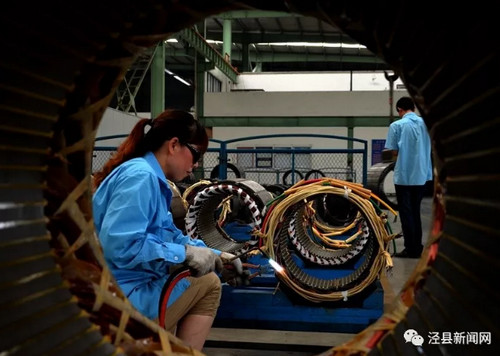 泉州金(jin)优电子制造(zao)有限责任公(gōng)司(WAP站)曹衛平(ping):巾帼不讓須(xū)眉